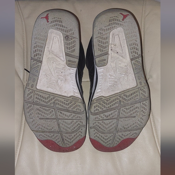 Jordan Stay Loyal 3 - Picture 3 of 5